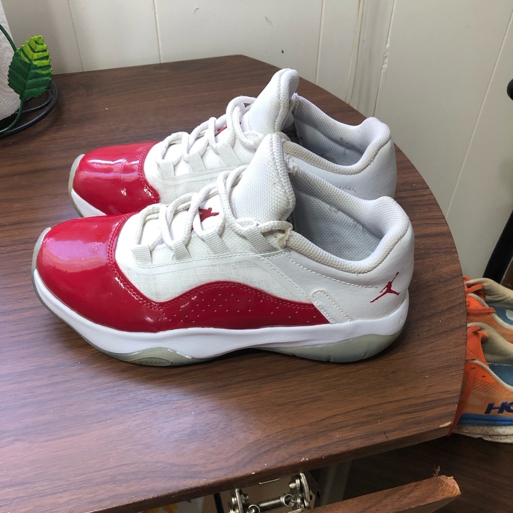 Jordan 11 Low CMFT ‘Cherry size 5Y